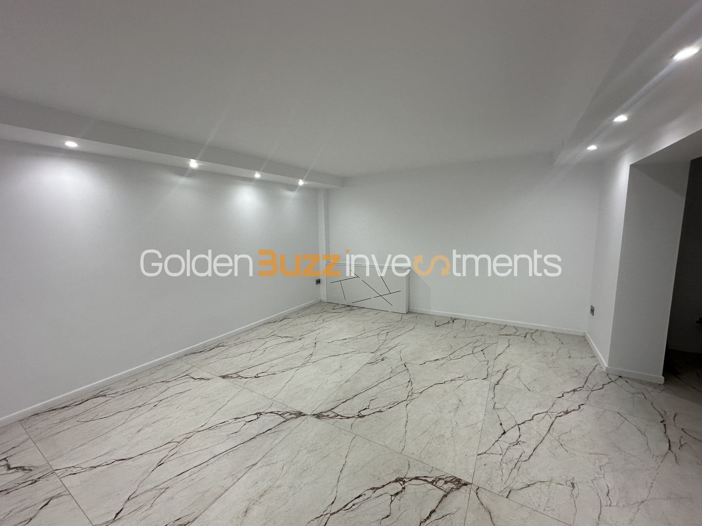 VIla S+P+1+M | Teren de 1000mp | Lift Interior | Finisata Complet - Poză 16