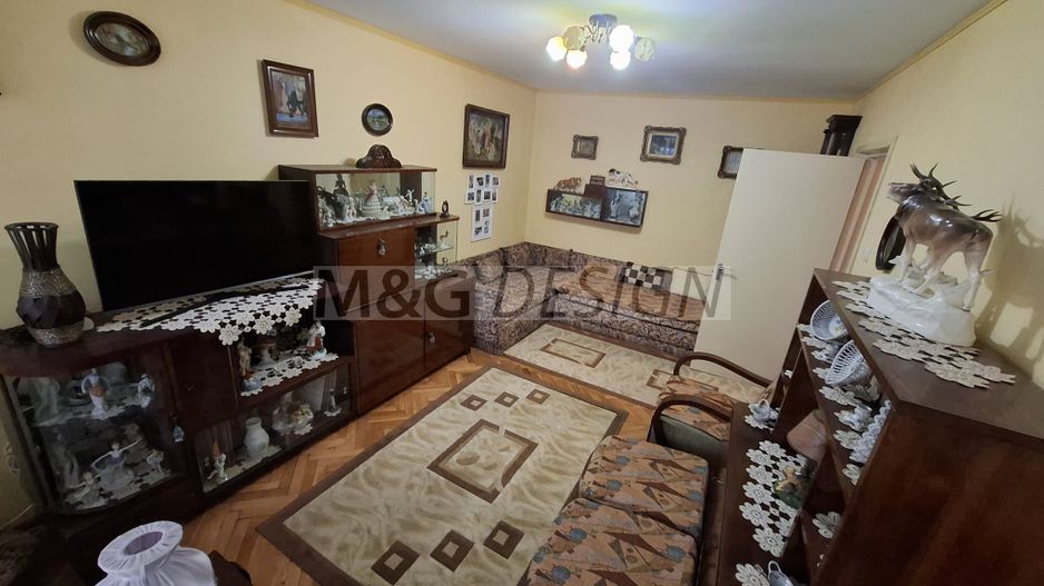 Complex studentesc, 2 camere decomandat, CENTRALA GAZ, CLIMA - Poză 1
