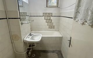 Apartament cu 2 camere semidecomandat zona Rogerius - Poză 4