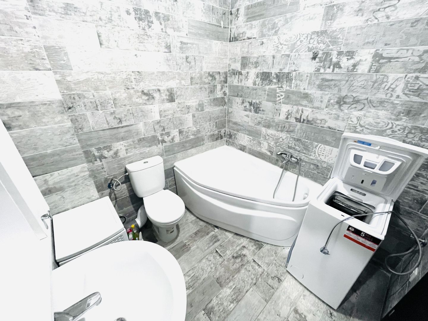 APARTAMENT 2 CAMERE | MOBILAT & UTILAT MILITARI RESIDENCE COMISION 0 CUMPARATOR - Poză 7