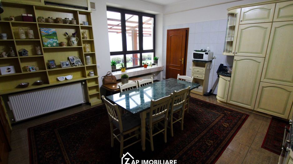 Unirii - Casa Zona Romcab -  400mp - 1259 mp teren - Garaj dublu - piscina - Poză 36