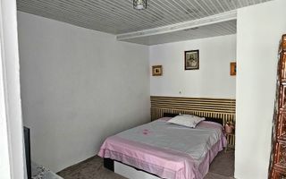Casă tradițională cu anexe și teren 1.100 mp – VASLUI - MUNTENII DE JOS; - Poză 4