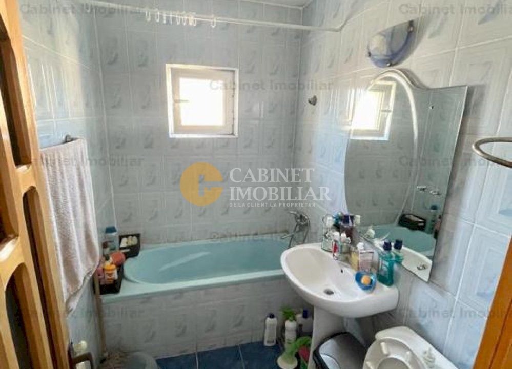 Apartament cu 3 camere - Bloc Fara Risc - Mobilat/Utilat - Baza 3 - Poză 6