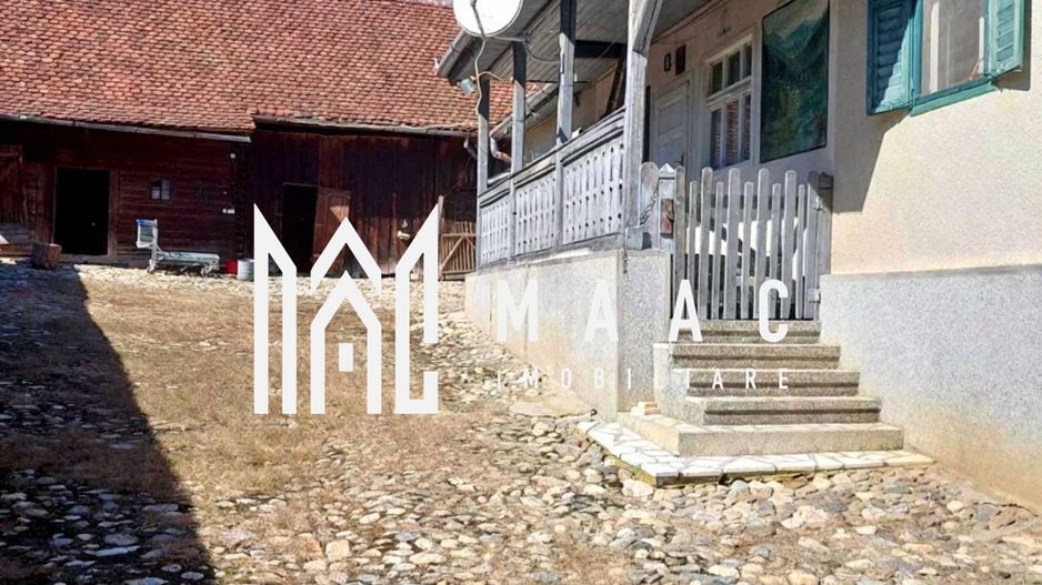 Casa traditionala | Teren 1100 mp | Acces auto | Fantanele - Poză 1