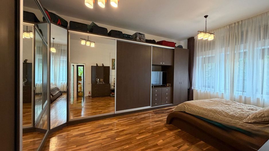 Apartament deosebit - et 1 în vilă interbelică - renovat  Gradina Icoanei - Poză 5