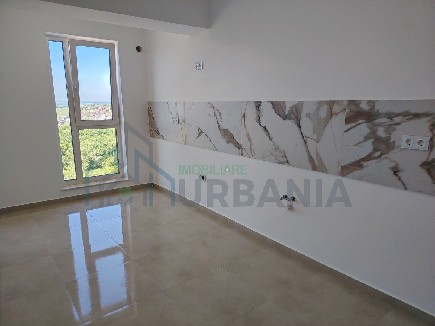Apartament 2 camere, 72 mp, Complex Răsărit de Soare - Copou, decomandat, parcare inclusă - Poză 3
