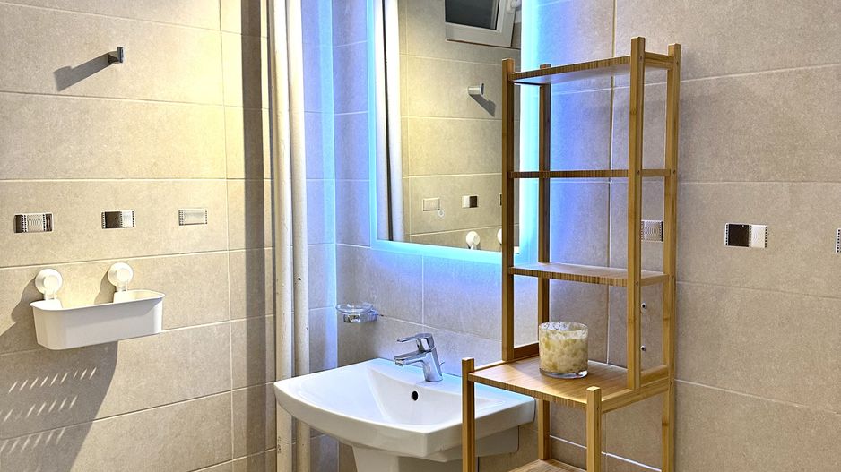 Garsoniera Vasile Lascar 33, bloc 1979 - zona Batistei - Armeneasca - Poză 12