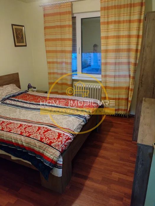 Apartament cu 4 camere/ 93mp/ zona Alexandru cel Bun - Poză 1