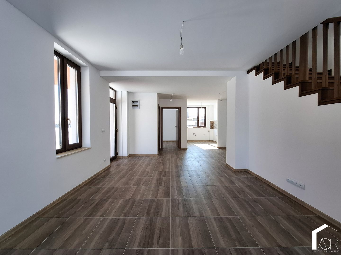 Casa tip duplex cu 4 camere, Paulesti - Poză 2