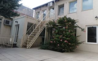 STADIONUL FARUL(COD03) - Vila cocheta si curte frumoasa ! - Poză 3