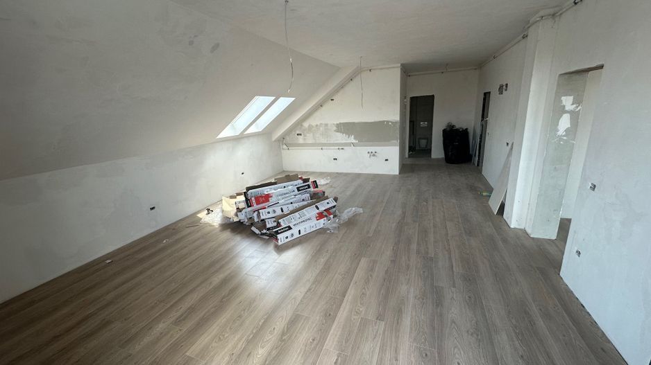 Apartment bloc nou cu lift si loc de parcare inclus - Poză 16