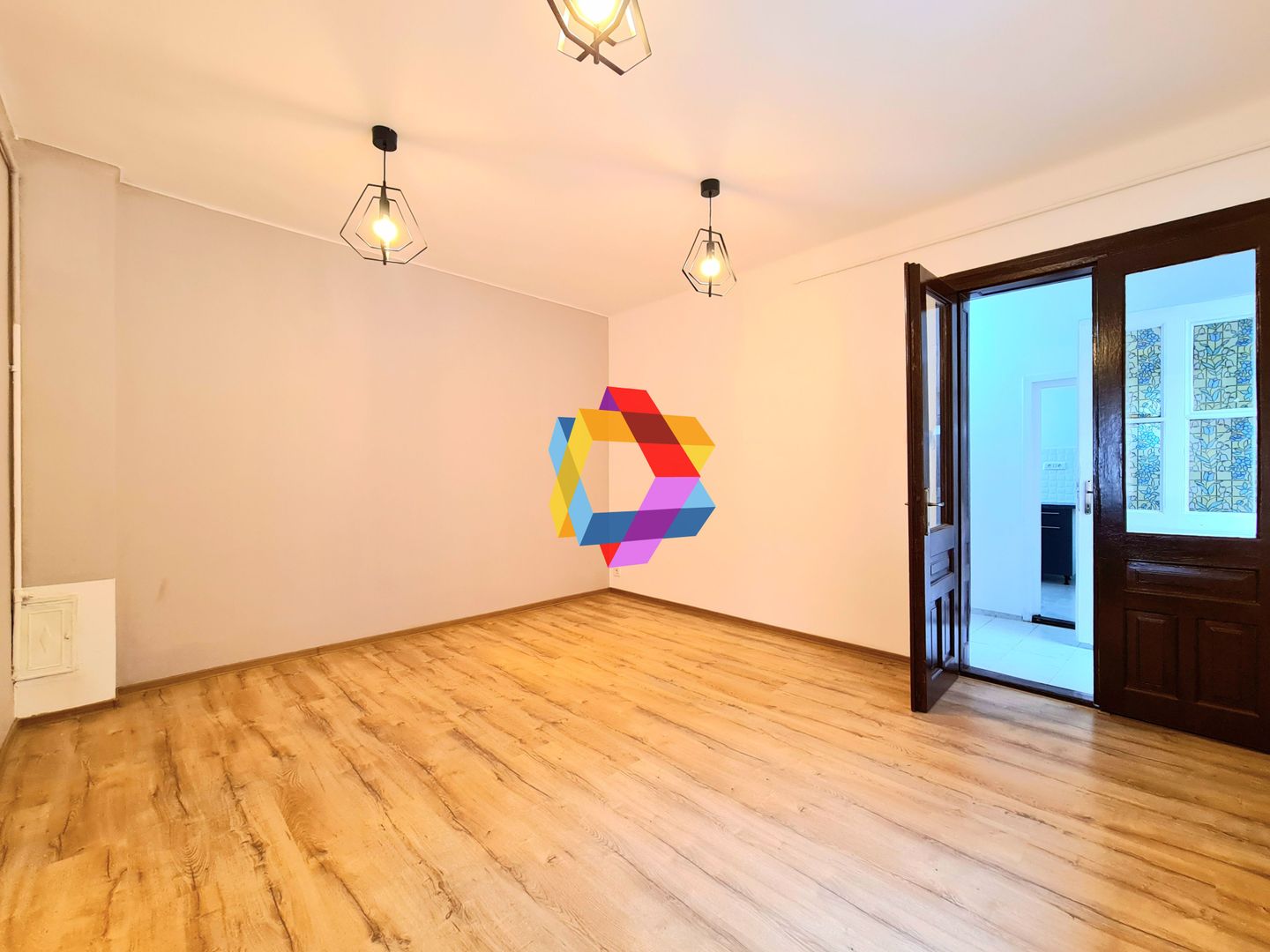 Spatiu birouri de închiriat Brasov - 140 mp # spatii-comerciale-brasov.ro - Poză 1