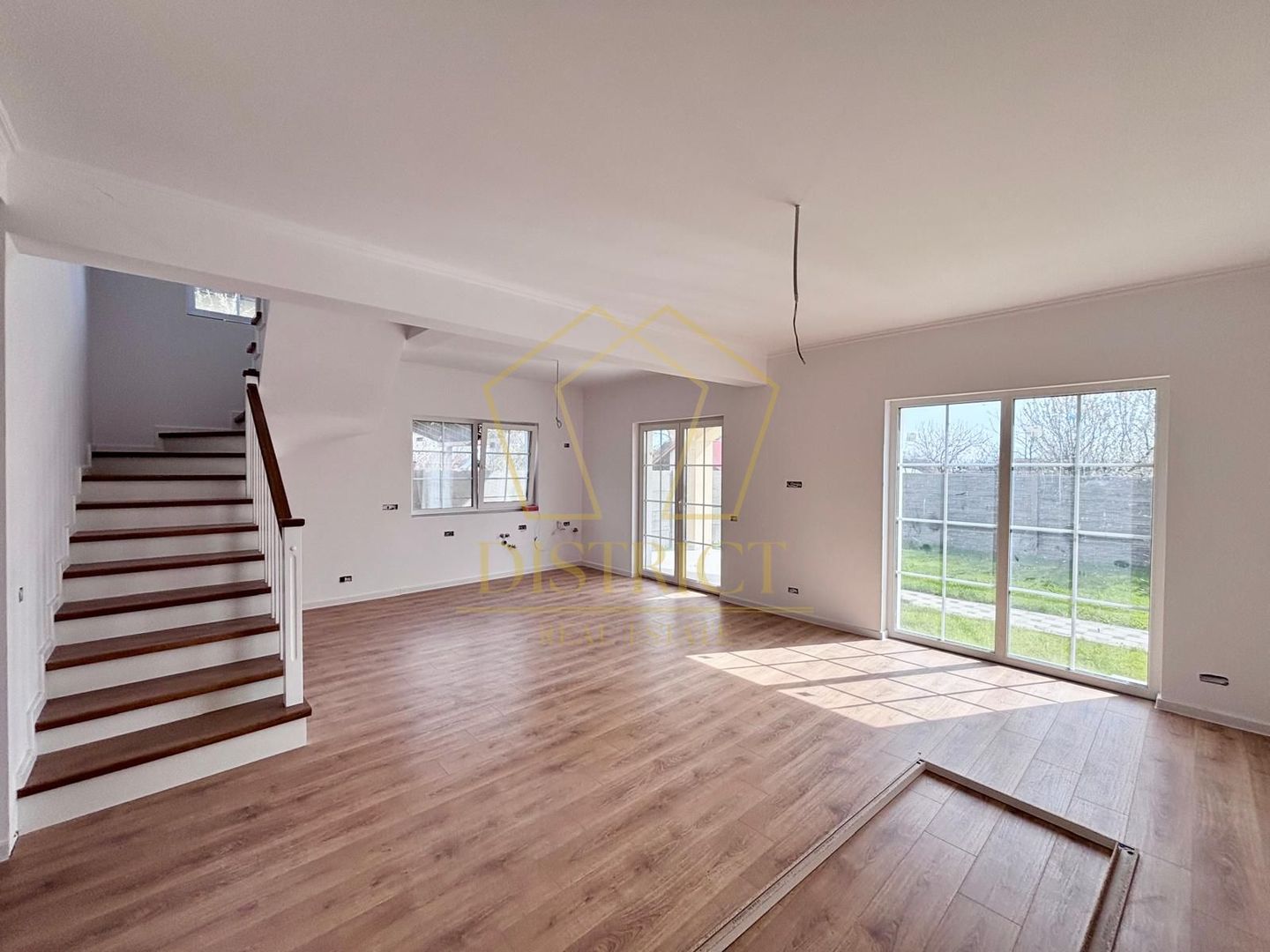 COM 0% Duplex despartit cu 5 camere | Giarmata Mare - Poză 2