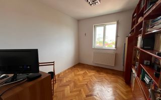 Apartament 4 camere, cu centrala proprie si boxă – zona Take Ionescu - Poză 2
