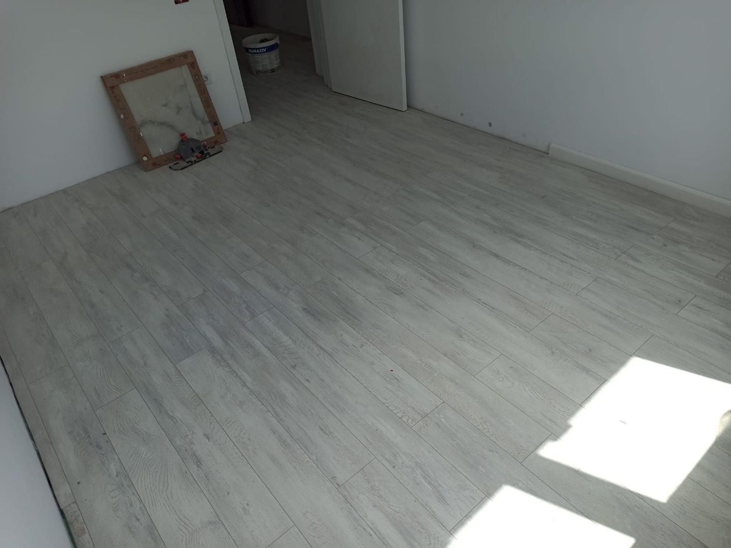 FINALIZAT 2cam.+parcare inclusa Popesti Primarie 65500 E - Poză 3