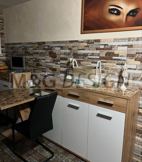 2 camere etaj 1 , Aradului-Torontalului - Poză 1