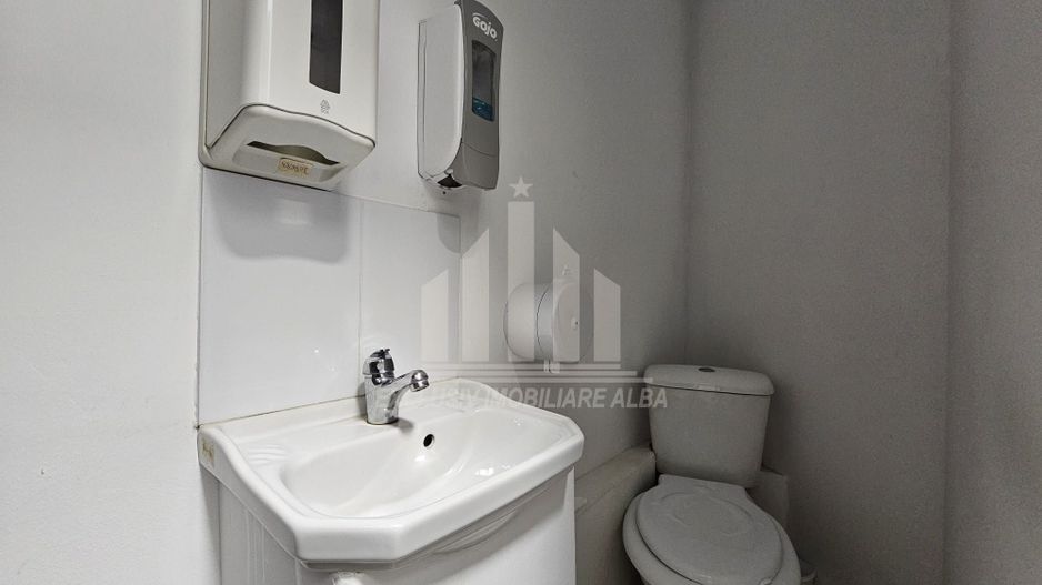 Spatiu comercial de Inchiriat - Poză 8