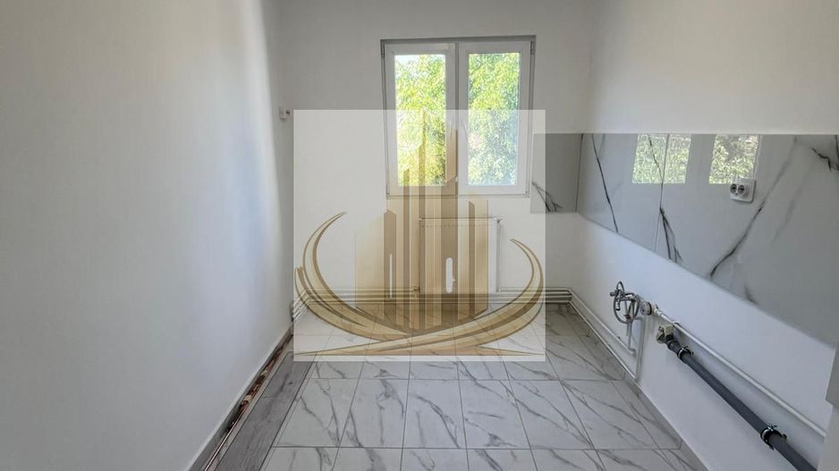 Ap 2 cam| Renovat integral | Etaj Intermediar | Shopping City | Turist - Poză 5