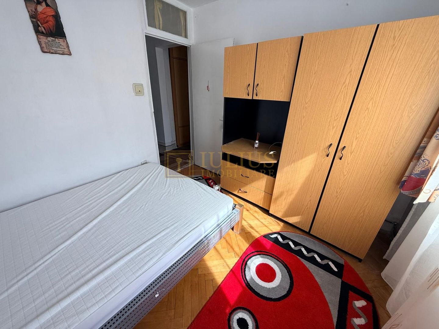 3 camere, situat in Complexul Studentesc, studenti, centrala proprie. - Poză 5