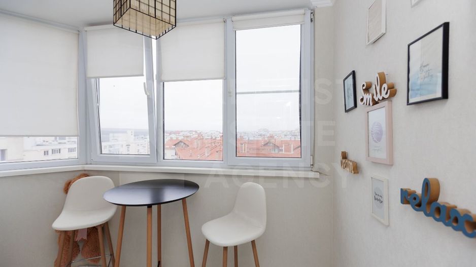 Vânzare, apartament, 2 camere + living, strada Alba Iulia, Buiucani - Poză 3