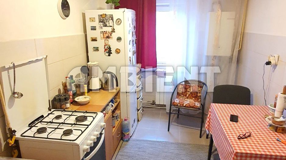 Apartament 3 camere, decomandate, zona Ultracentral; - Poză 3