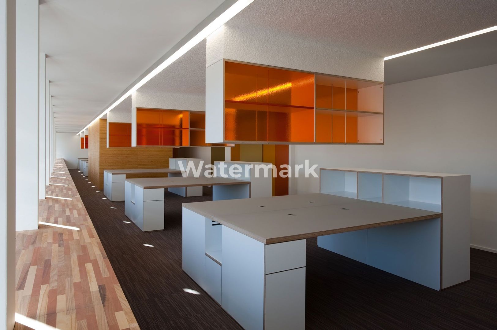 Sedu de banca ultracentral de inchiriat - Poză 4