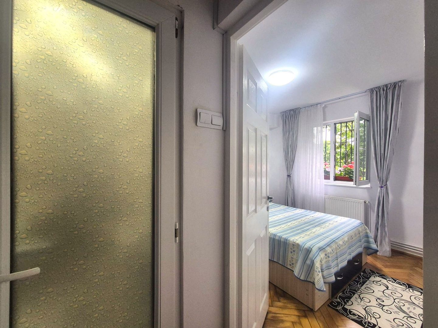 La 10 minute de Centru Civic, 2 camere cu loc parcare și pivniță, pet friendly - Poză 9