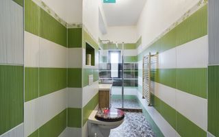 Proprietate multifuncțională într-o locație Centrală - Poză 8