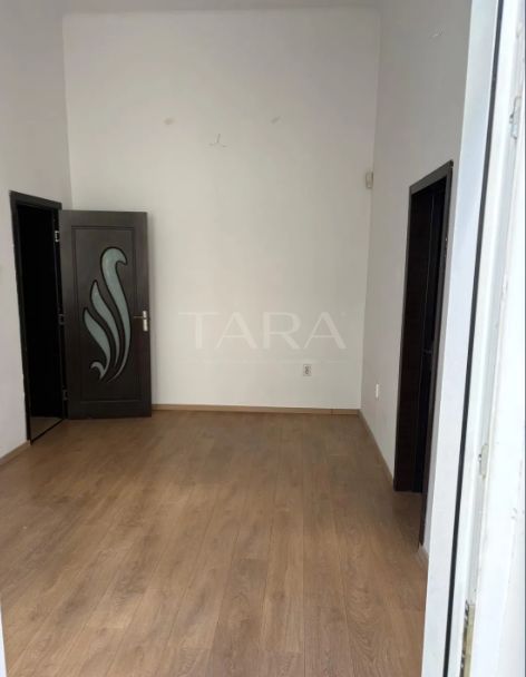 Apartament Versatil în Centru – Ideal Locuință sau Business - Poză 5