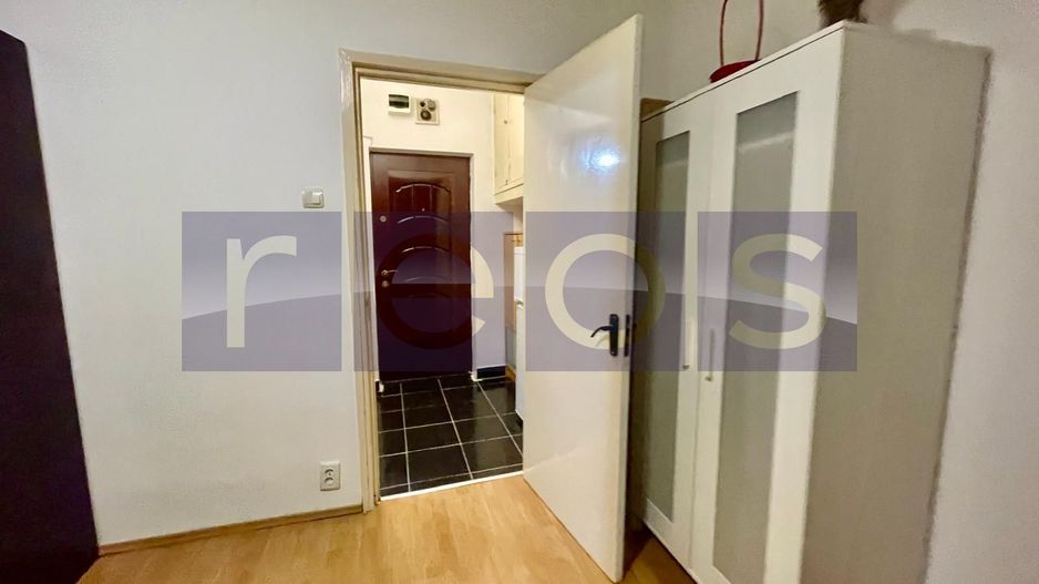 VANZARE GARSONIERA METROU DRISTOR 30MP SEMIDECOMANDAT MOBILAT UTILAT - Poză 4