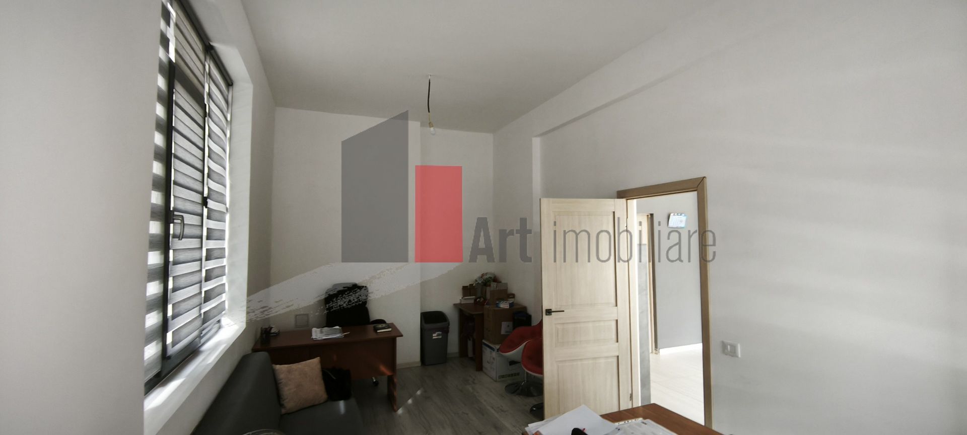 Spațiu ușor acomodabil pentru yoga, beauty salon, braserie sau showroom, 143mp - Poză 3