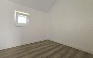 Casa individuala- 6 camere - 4 bai- 3 dressinguri-100m de autobuz - Poză 10