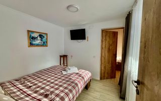 Pensiune de vânzare în Cârțișoara – investiție turistică la poalele munților - Poză 7