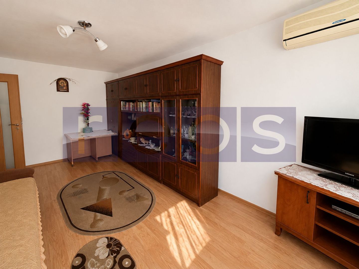 VANZARE 2 CAMERE | 52 MP | ETAJ 4/8 | CENTRALA PROPRIE | LOC DE PARCARE - Poză 3