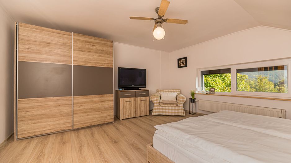 Vila de lux,  de inchiriat! Drumul Poienii! - Poză 16