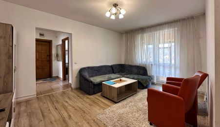 Apartament 3 camere de vanzare, str. George Cosbuc - Ultracentral
