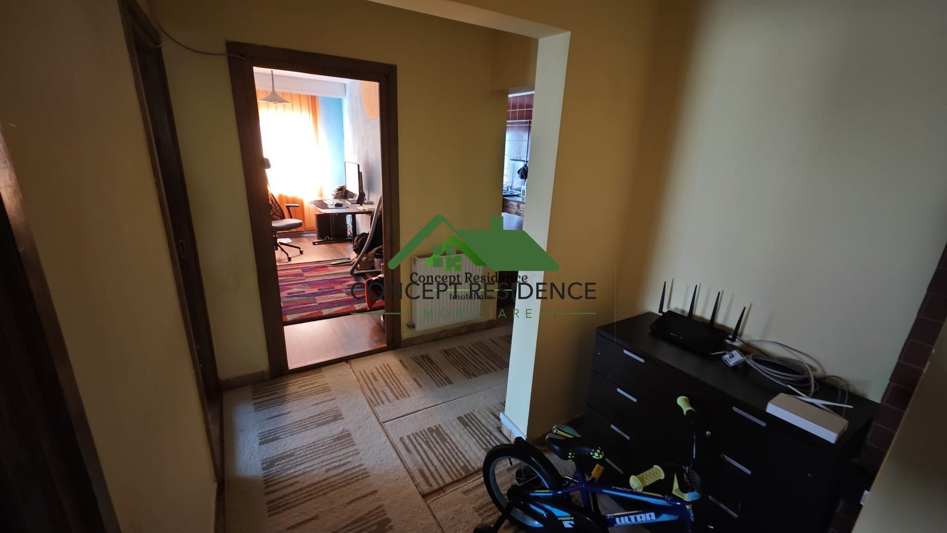 Vand apartament 4 camere, Republicii zona Liceul Sportiv - Poză 10