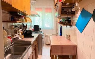 Apartament cu 3 camere zona Circumvalatiunii etaj 1 - Poză 3