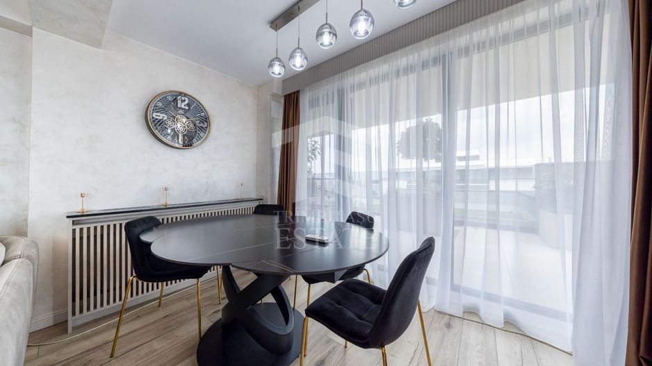 Coresi-Penthouse 3 camere +loc de parcare subteran 203mp - Poză 18