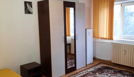 Garsonieră Rovine - Școala 39