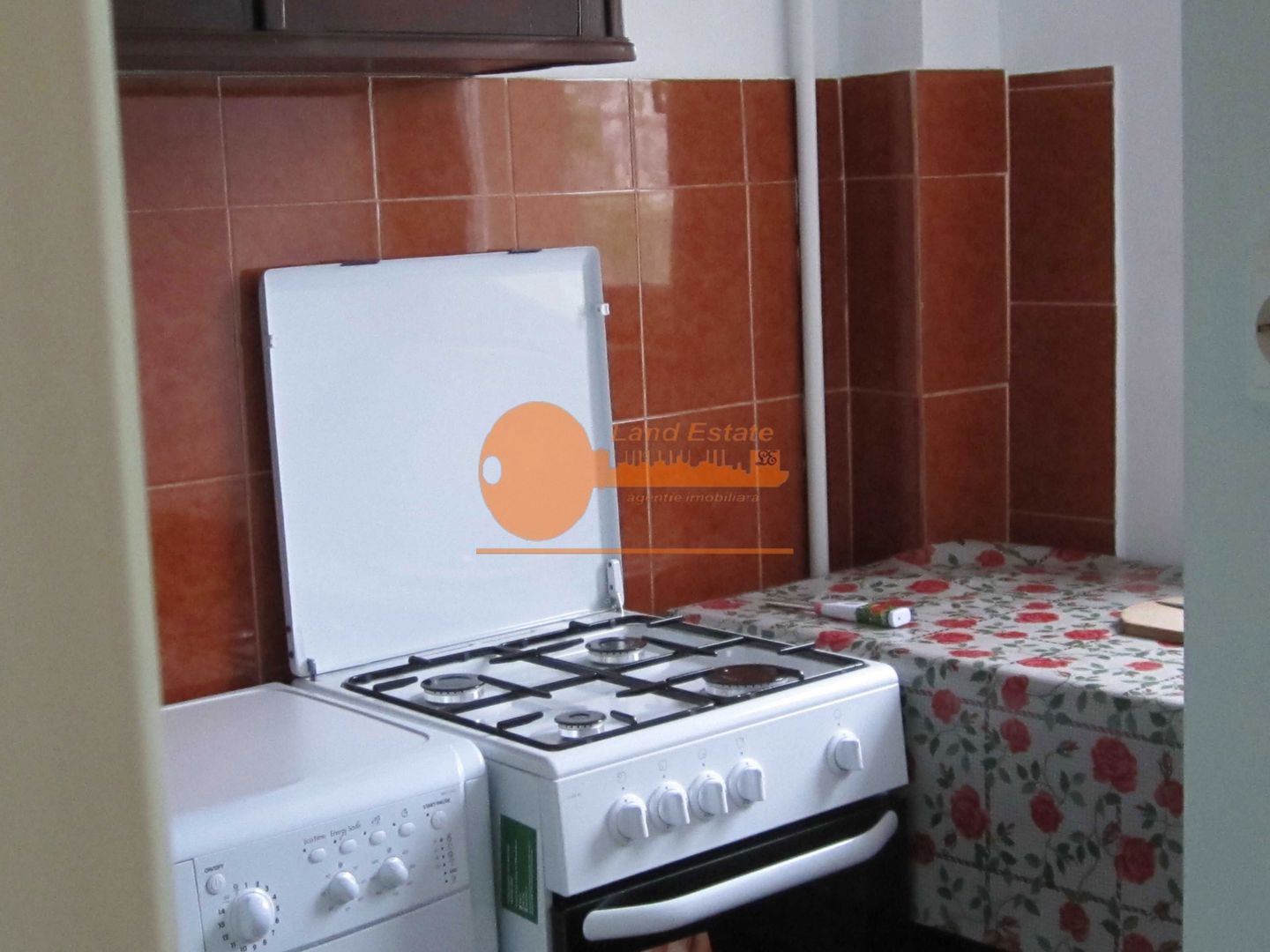 Garsonieră | Lujerului | lângă metrou - Poză 3