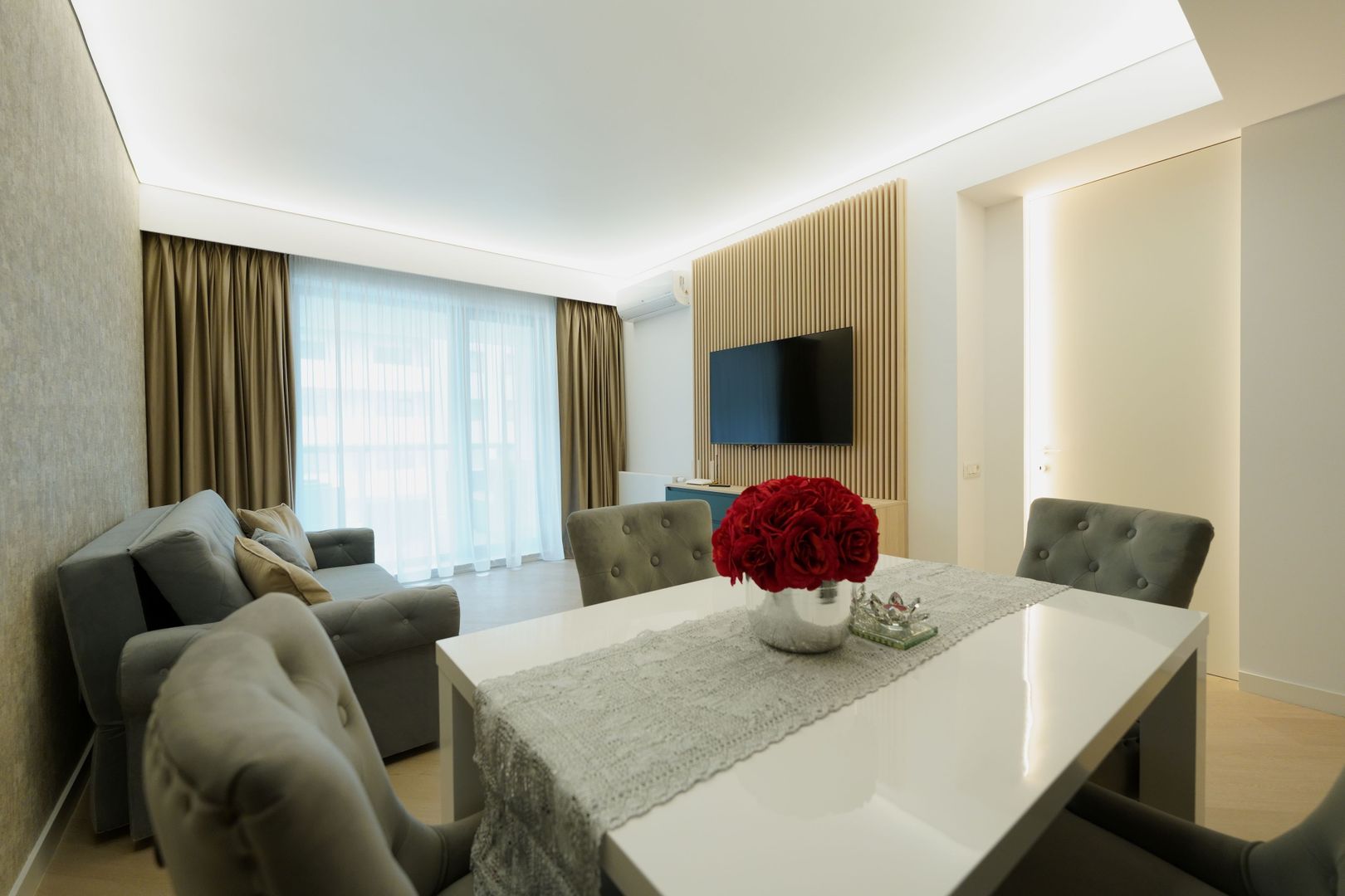 2 Camere + Parcare, Cortina North, Porsche Pipera - Poză 4