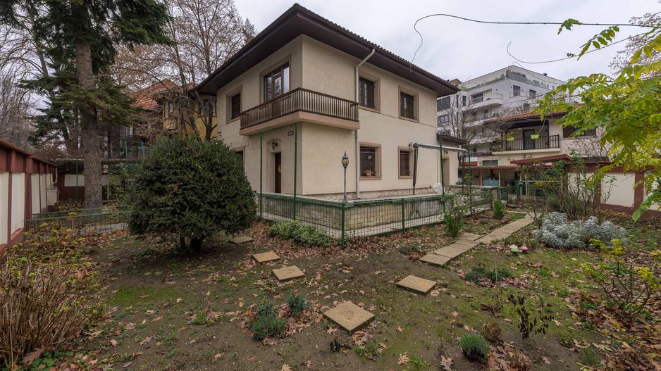 Refugiu elegant în inima Bucureștiului – Proprietate cu suflet - Poză 52