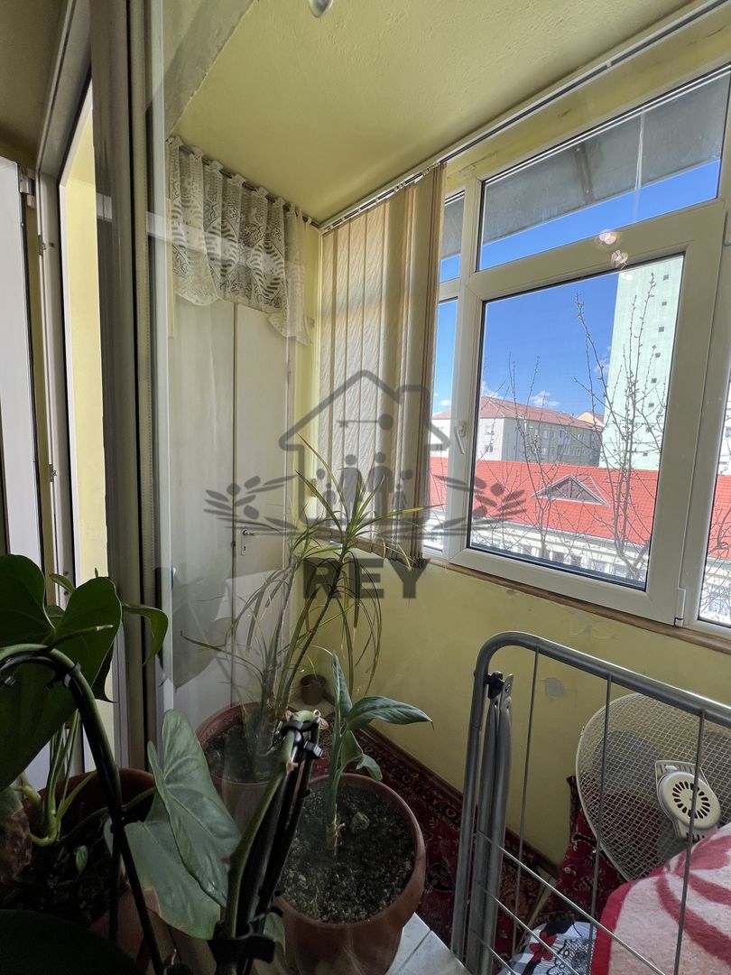 Apartament 3 camere decomandat / Str. V. Aaron - Poză 14