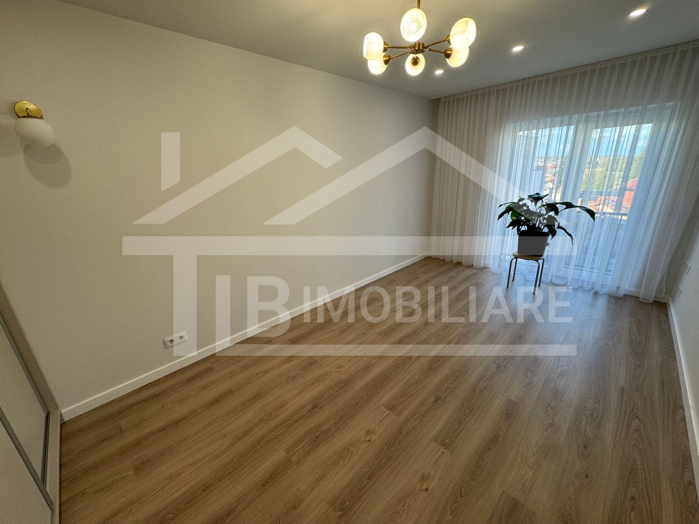 Apartament cu 3 camere, 111mp, 2 locuri de parcare, Zona Sevalia - Poză 6