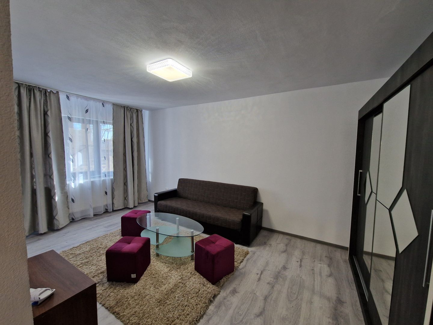 2 camere modern Amaradia - Rex - Poză 2