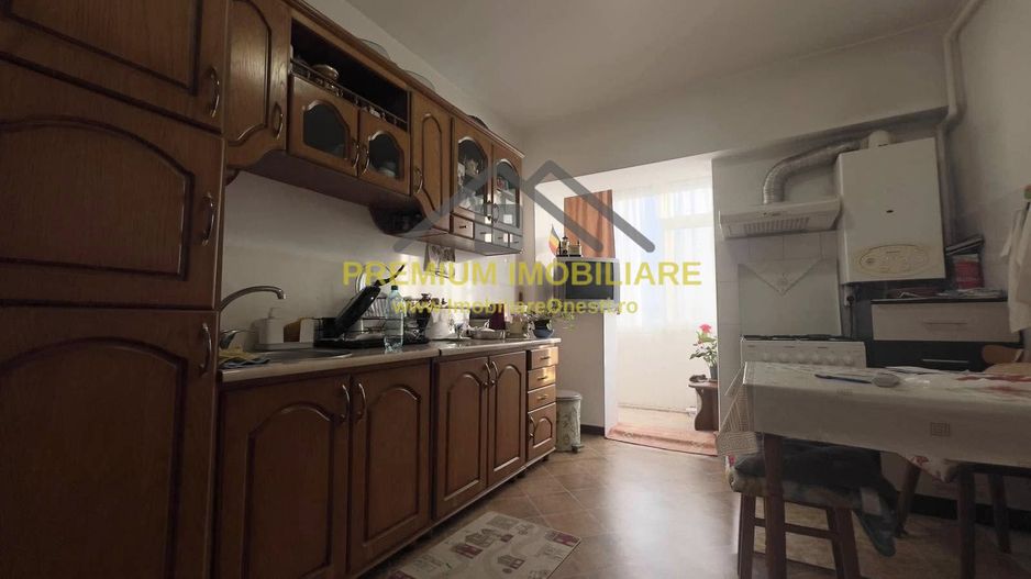 Apartament 3 Camere - Decomandat - Zona de jos - Poză 8
