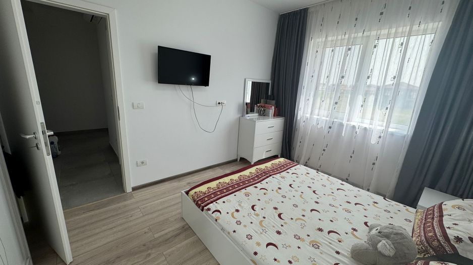 Giroc | 2 Camere | Etaj 1 | Mobilat si Utilat | Curte comuna | - Poză 9