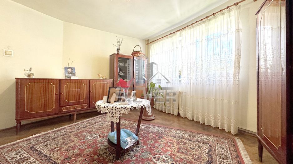 Apartament cu 4 camere/80 mp/zona strazii Peana. - Poză 2