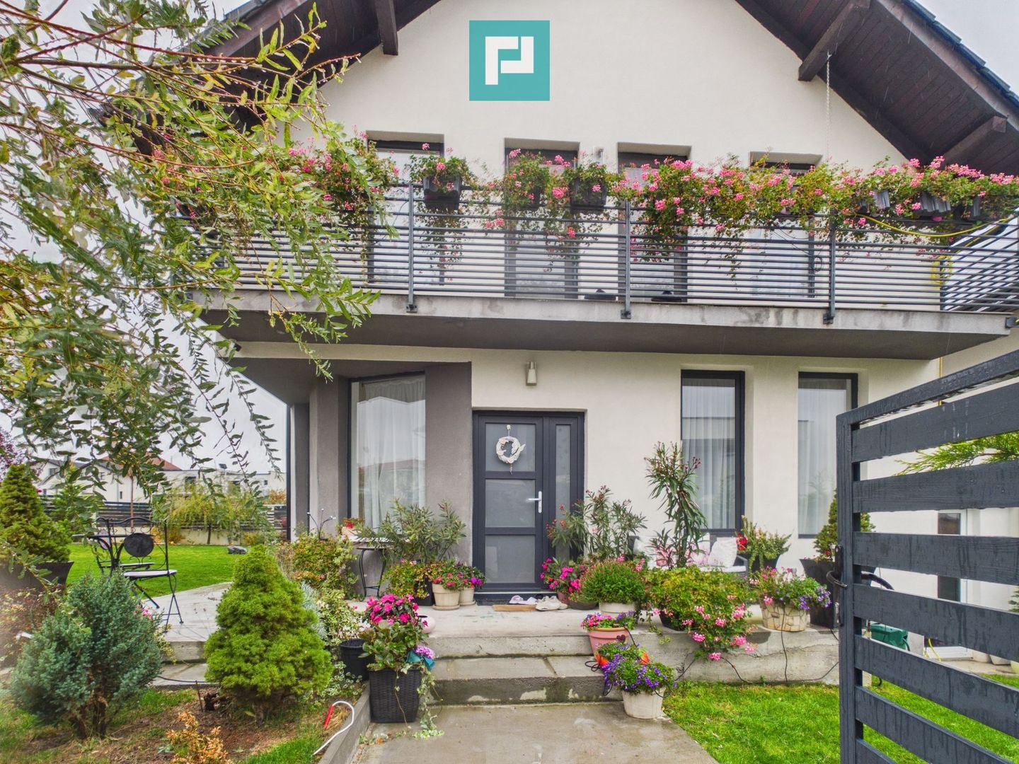 Casă 4 camere cu teren 450 mp pe Dealurile Oradei - Poză 2